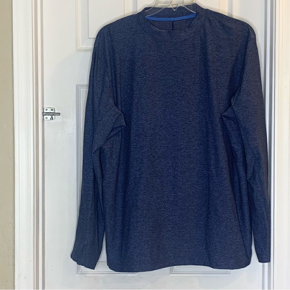 Lululemon Rulu Mock Neck Long Sleeve Shirt
Heathered Blue Nile Size XL